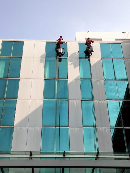 Jasa Sealant Kaca Gedung