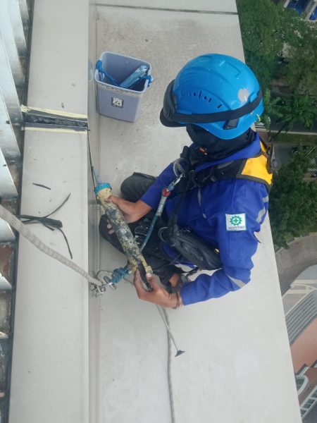 Jasa Sealant Kaca Gedung